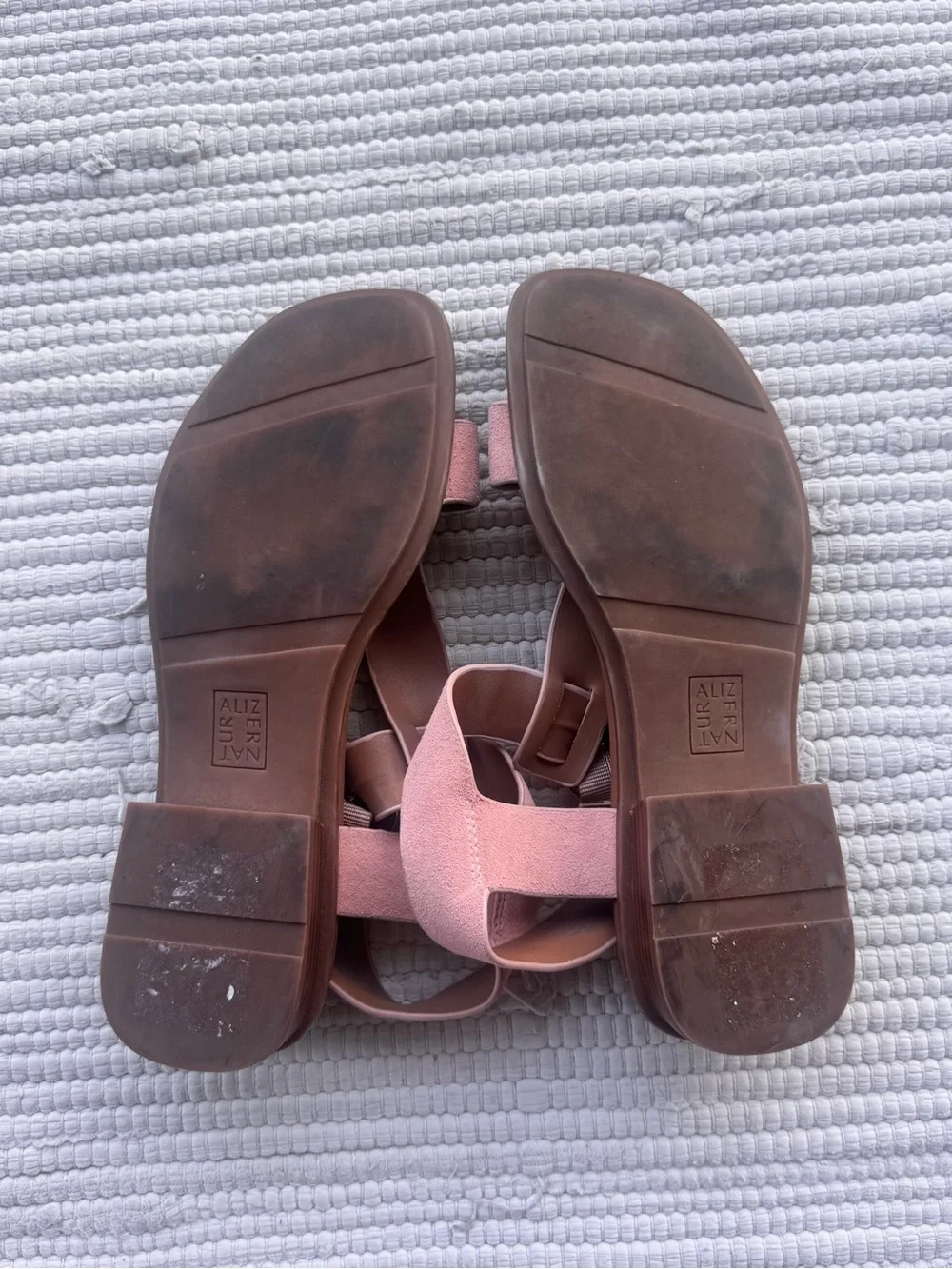 Naturalizer Brandy T-Strap Ankle Sandal in Dusty Pink Wide